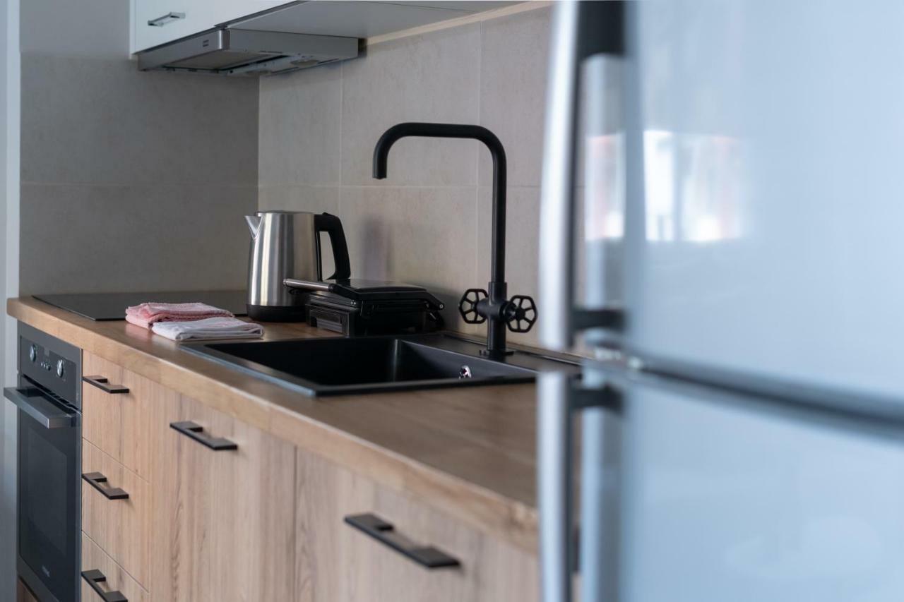 12 Keys Athens Apartments Bagian luar foto