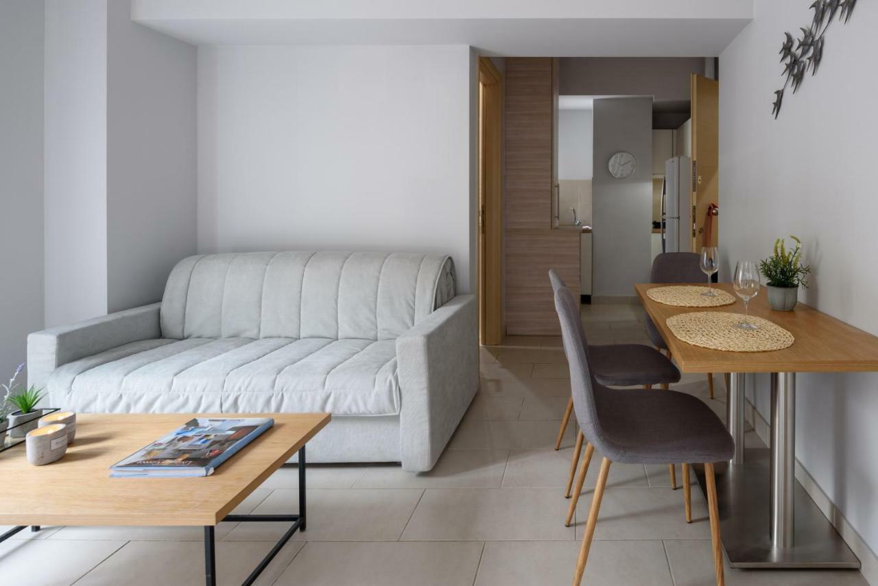 12 Keys Athens Apartments Bagian luar foto