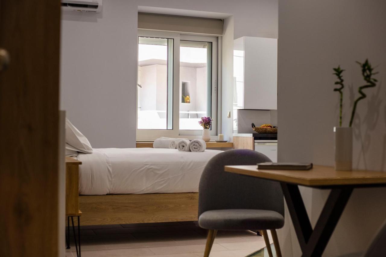 12 Keys Athens Apartments Bagian luar foto