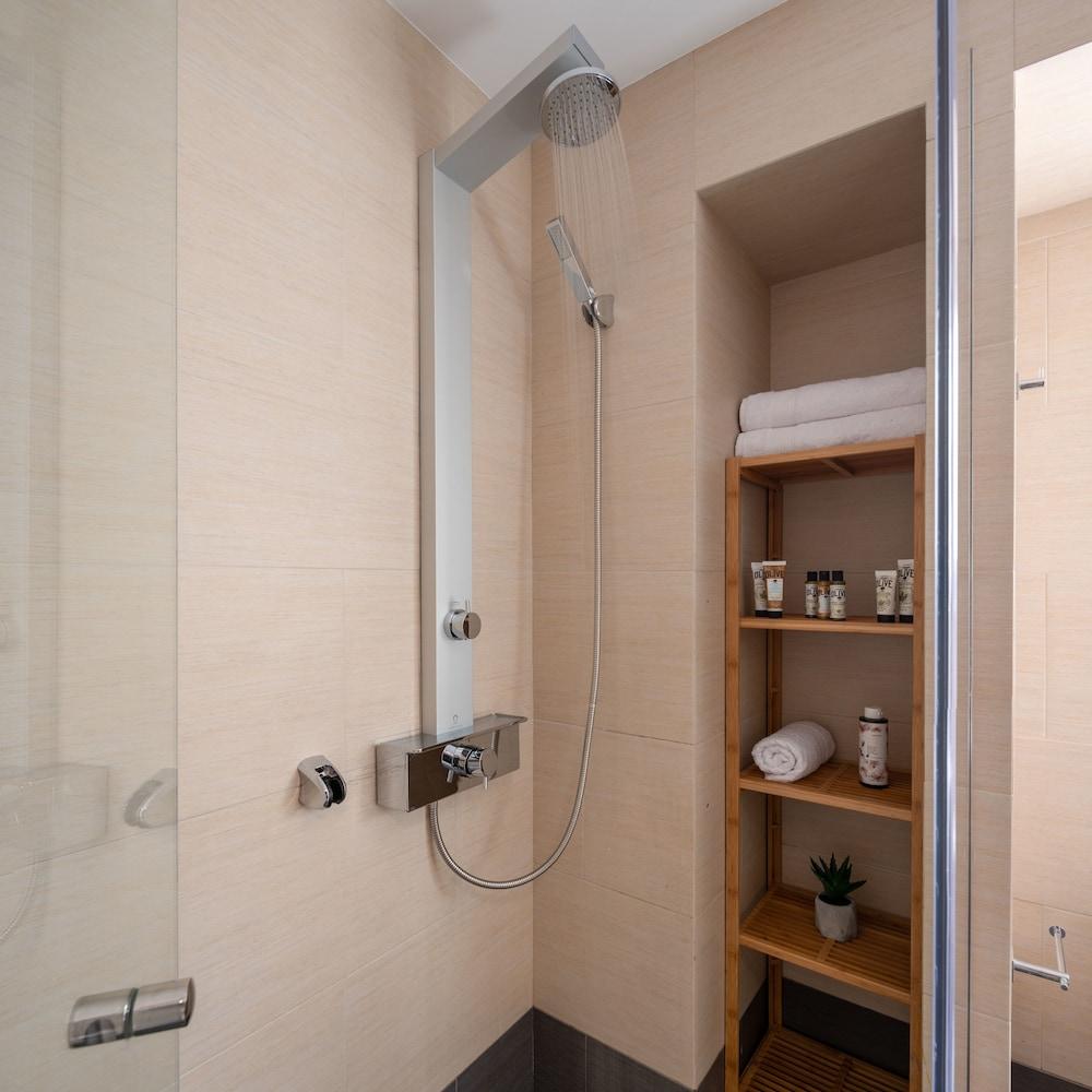 12 Keys Athens Apartments Bagian luar foto